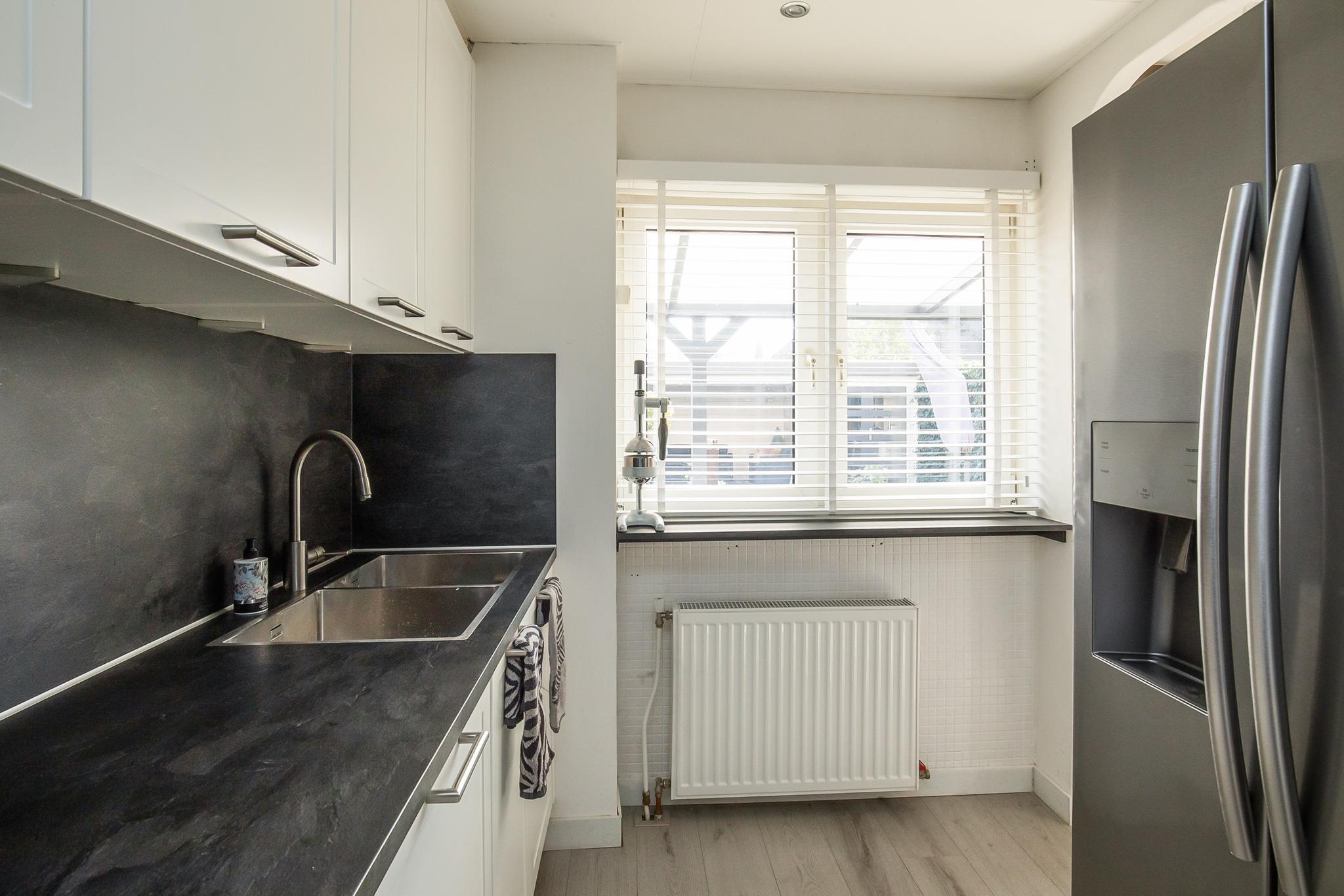 Leden 16 , 2151 SC Nieuw-vennep 16